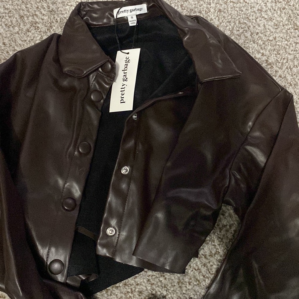 Faux leather set - Picture 5 of 5